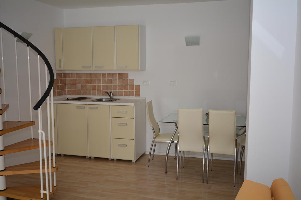Apartments Gala Poreč Cameră foto
