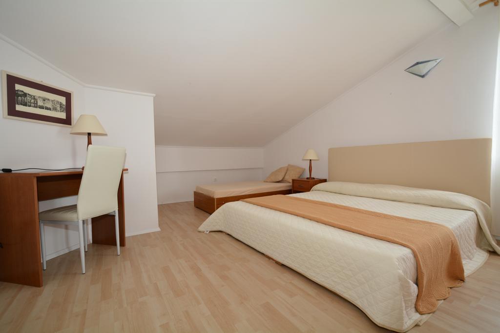 Apartments Gala Poreč Cameră foto